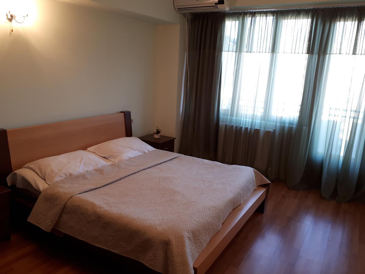 Apartment Archil Batumi Exterior foto
