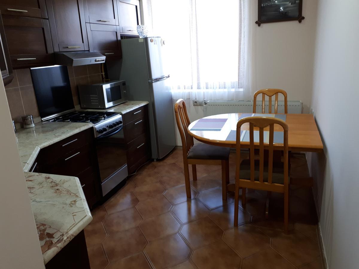 Apartment Archil Batumi Exterior foto